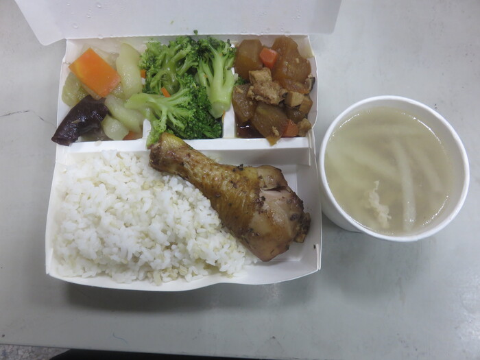 111.02.25午餐菜色