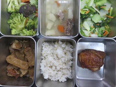 114.12.2午餐菜色圖片