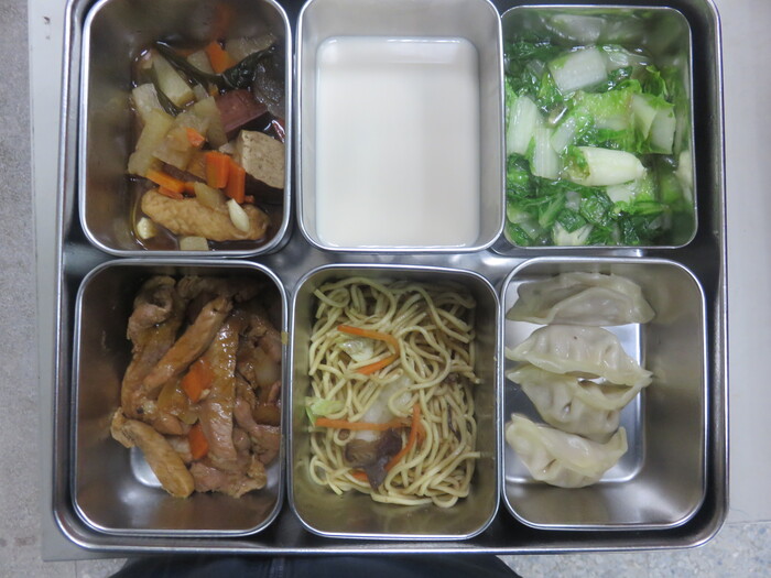 111.03.23午餐菜色