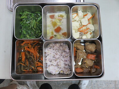 112.8.31午餐菜色