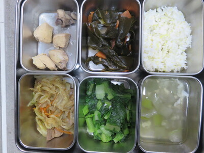 115.1.2午餐菜色圖片