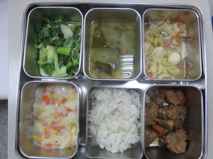 111.5.6午餐菜色