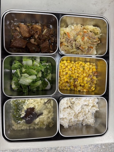 115.03.13 午餐菜色圖片