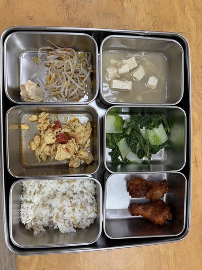 115.02.24午餐菜色圖片