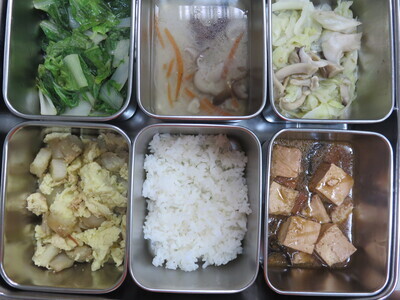114.9.15午餐菜色圖片