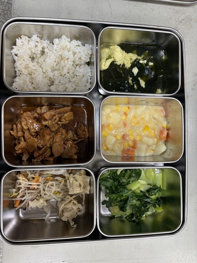 115.04.14 午餐菜色