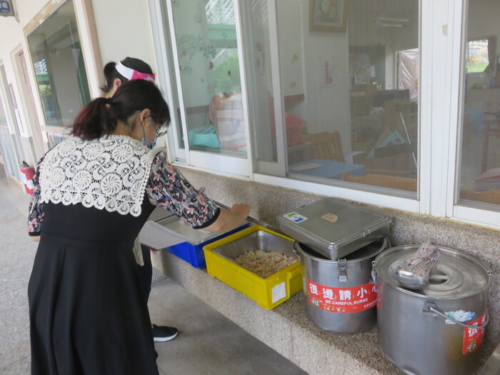 110-1學生午餐輔導---區營養師