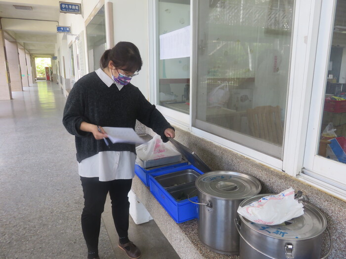 110-2學生午餐輔導---區營養師